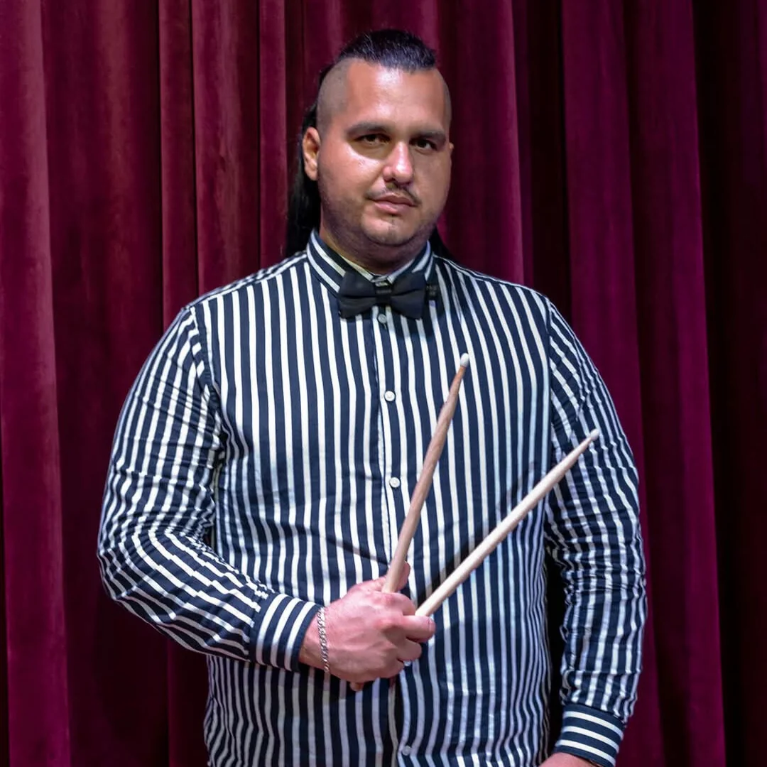 Armando Medina - Maestro de Piano / Batería